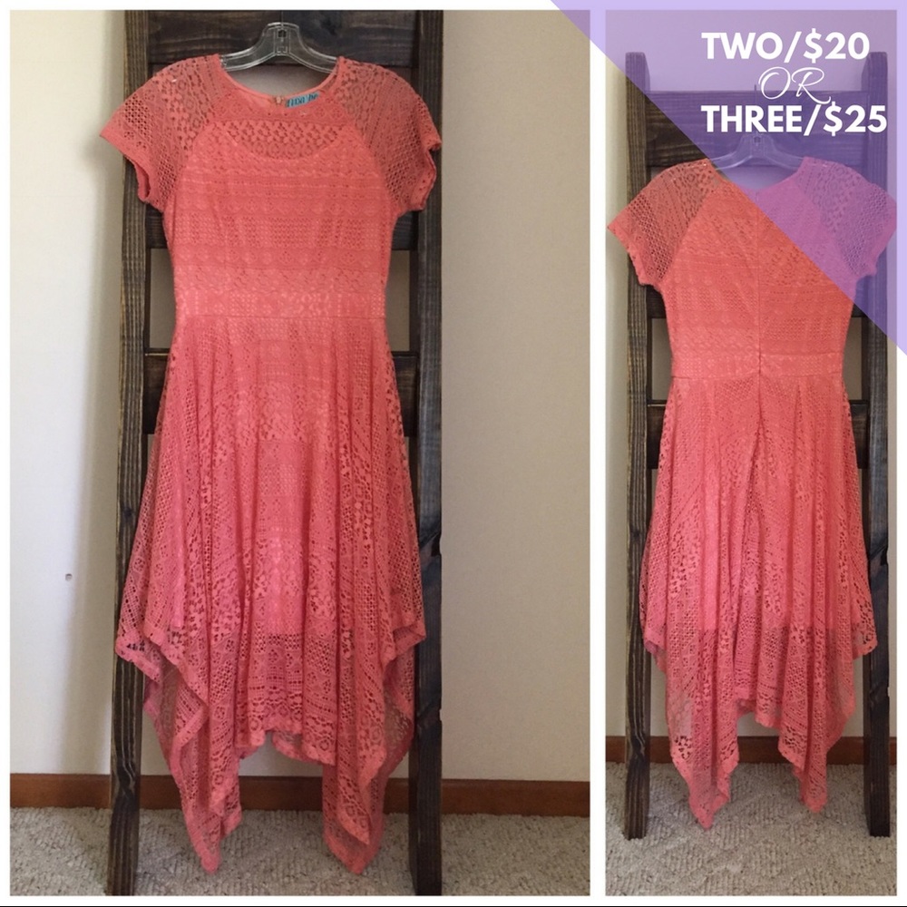 Francesca’s Lace Dress